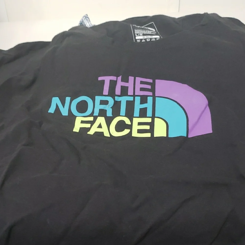 The North Face Pink, Black, Blue And Blue Spacedye T-Shirt‎ - Picture 5 of 14